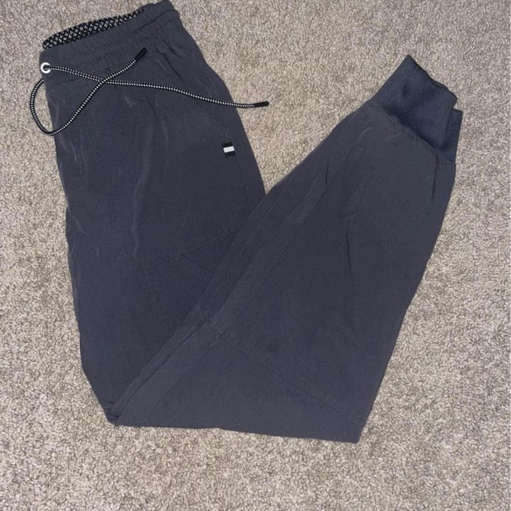 Koi Scrubs
